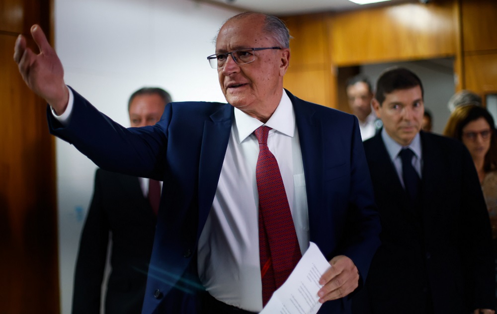 Geraldo Alckmin se reúne com setor de alimentos para debater aumento de tarifas