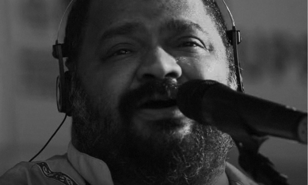 Clubes brasileiros prestam homenagem para Arlindo Cruz: ‘Voz marcante da cultura brasileira’
