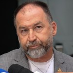 Sócios do Corinthians votam sobre impeachment de Augusto Melo