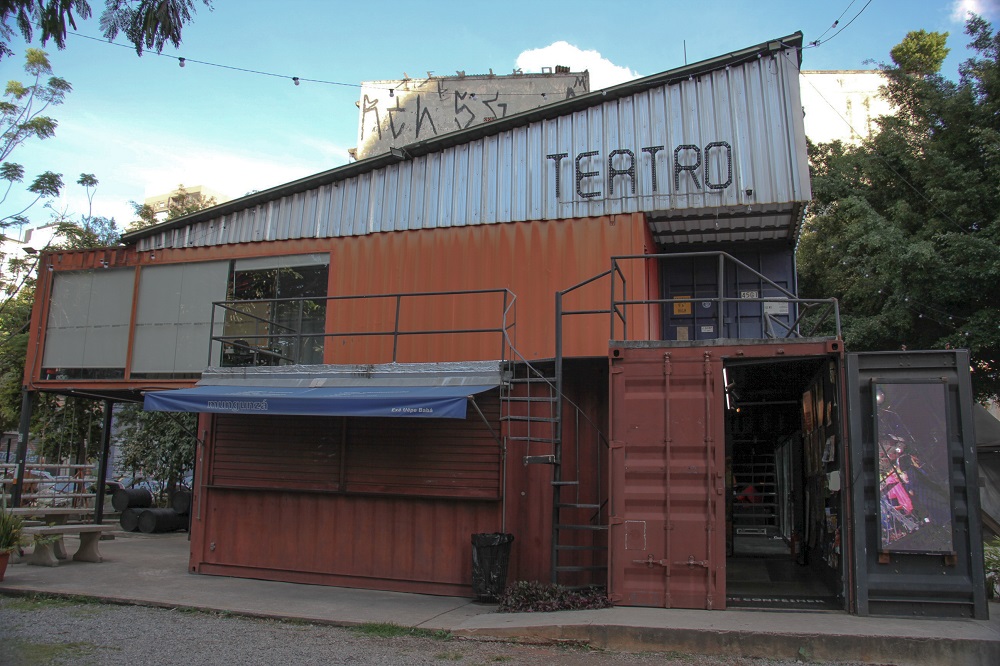 Fernanda Montenegro pede que Ricardo Nunes reveja despejo do Teatro de Contêiner