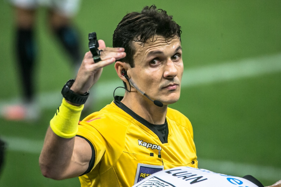 Árbitro Caio Max Augusto Vieira