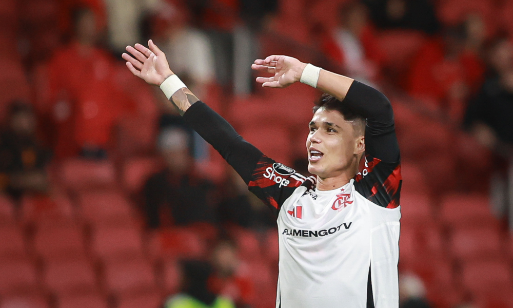 Luiz Araújo comemora classificação do Flamengo na Libertadores