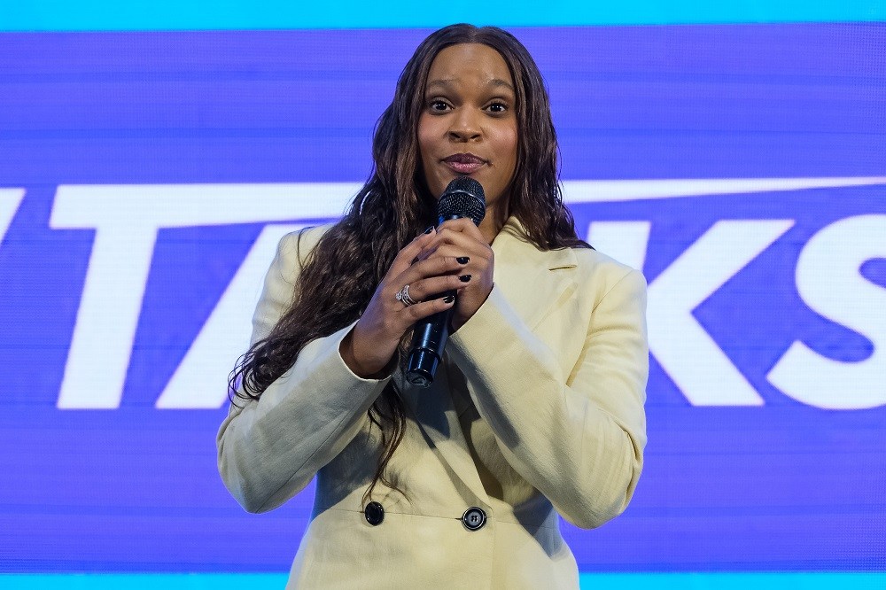 Rebeca Andrade anuncia que não competirá mais no solo para preservar a saúde