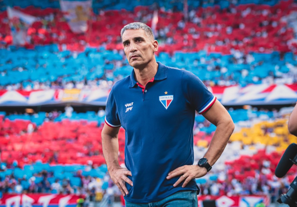 Santos acerta contratação de Juan Pablo Vojvoda e espera anunciar o novo técnico nesta quinta-feira