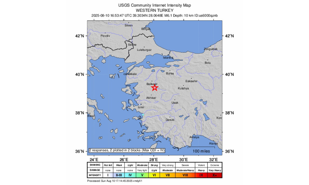 Um mapa de intensidade disponibilizado pelo Serviço Geológico dos Estados Unidos (USGS) mostra a localização de um terremoto de magnitude 6,1 que atingiu o oeste da Turquia em 10 de agosto de 2025. O epicentro do terremoto foi registrado 11 quilômetros ao sul-sudoeste de Bigadic, a uma profundidade de 10 quilômetros, informou o USGS. (Terremoto/sismo, Turquia, Estados Unidos) EFE/EPA/USGS. O USGS só permite o uso editorial/sem vendas.