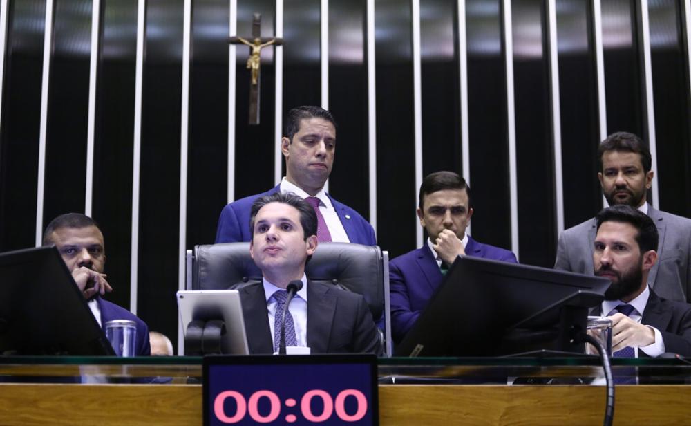 Câmara dos Deputados deve votar PEC de blindagem a parlamentares nesta quarta-feira