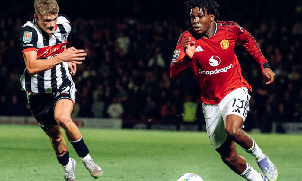 Manchester United mantém série de vexames ao cair na Copa da Liga Inglesa diante de rival da quarta divisão