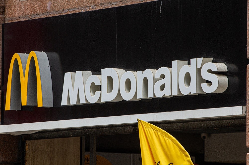 McDonald’s reduzirá preços de combos nos EUA após convencer franqueados