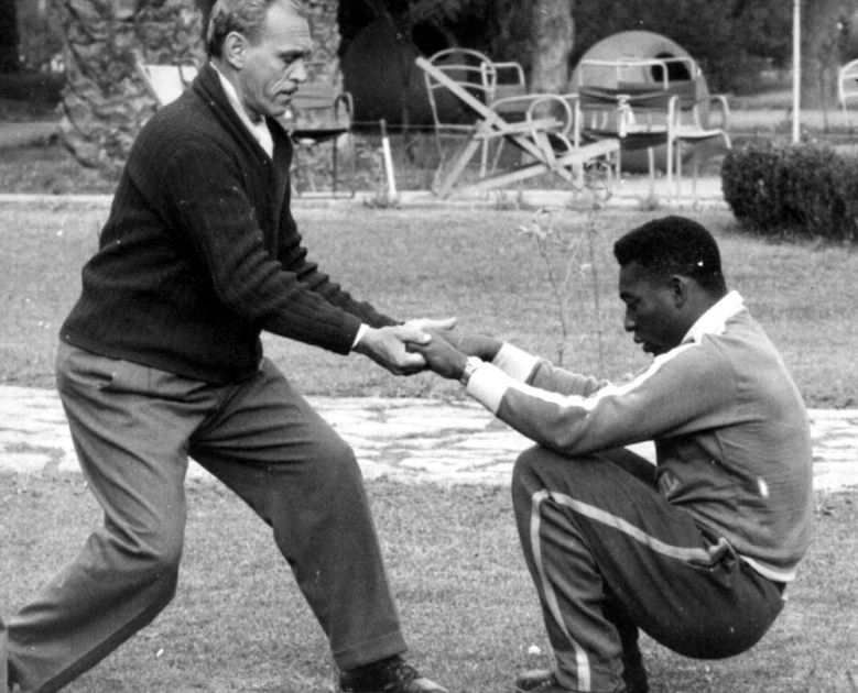 Técnico do bi, em 1962, Aymoré Moreira montou uma equipe vencedora