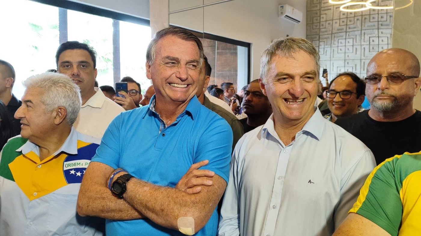 ‘Pedi autorização a Moraes para visitá-lo e não recebi resposta’, diz Renato Bolsonaro sobre não visitar o irmão Jair Bolsonaro