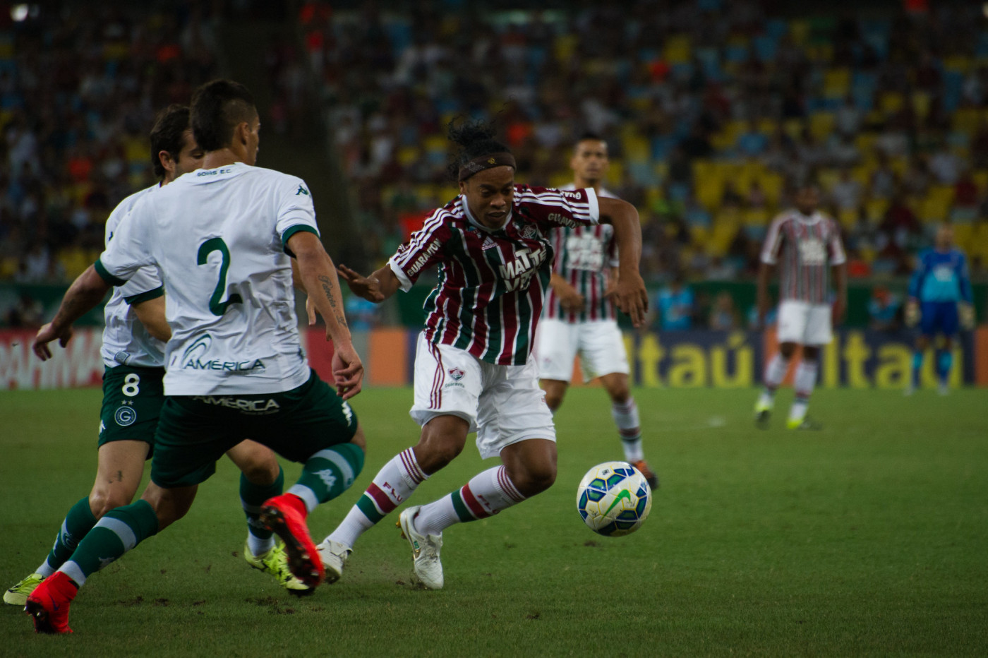 Destaque na Copa de 2002, Ronaldinho Gaúcho se despediu do futebol há dez anos
