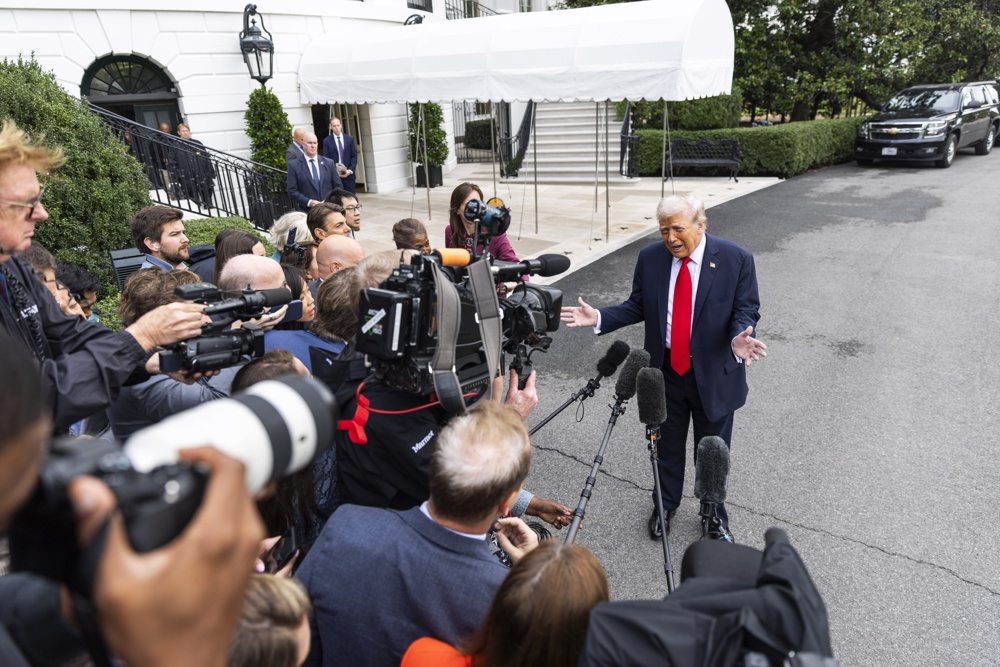 Trump reitera apelo para que Otan e Europa interrompam compra de petróleo da Rússia