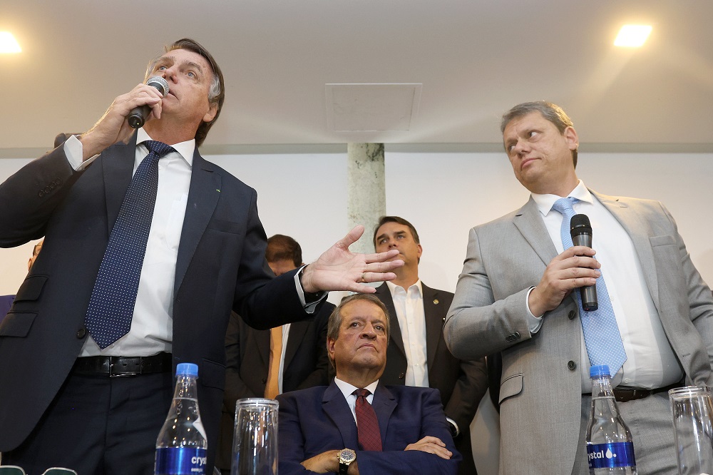 Tarcísio diz a líderes do Republicanos que não muda de partido; Valdemar dá prioridade para anistia