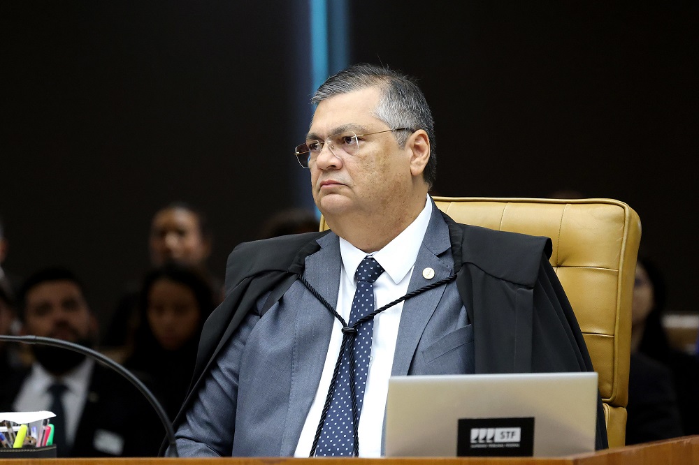 Dino cobra da AGU e TCU plano de fiscalização para ‘emendas Pix’ e dá prazo de 15 dias para cronograma