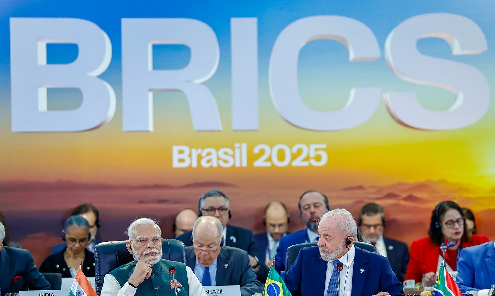 Lula diz que Brics são vítimas de ‘chantagem tarifária’ e defende reforma da OMC