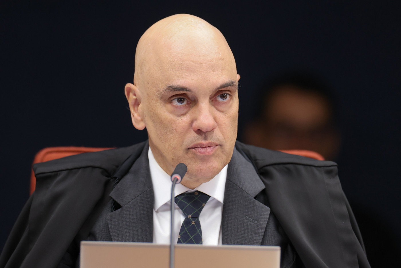 Ministro do STF autoriza Lira a visitar Bolsonaro em Brasília