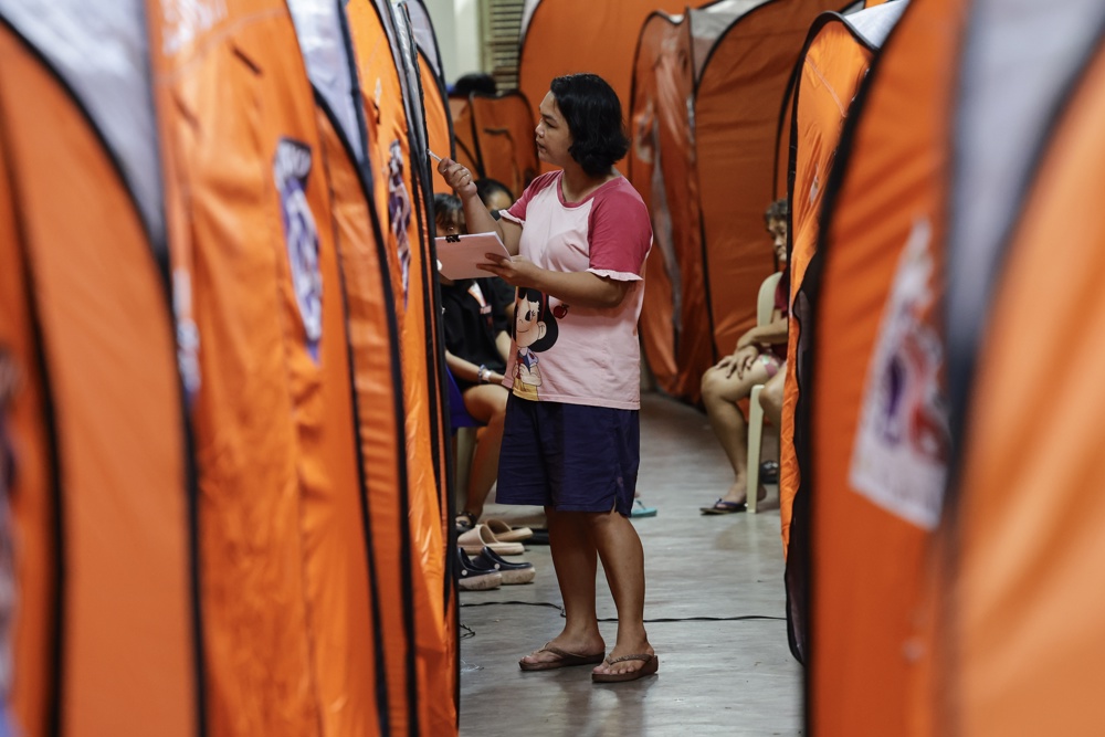 Vietnã evacuará 250 mil pessoas do litoral antes do tufão Bualoi atingir o país