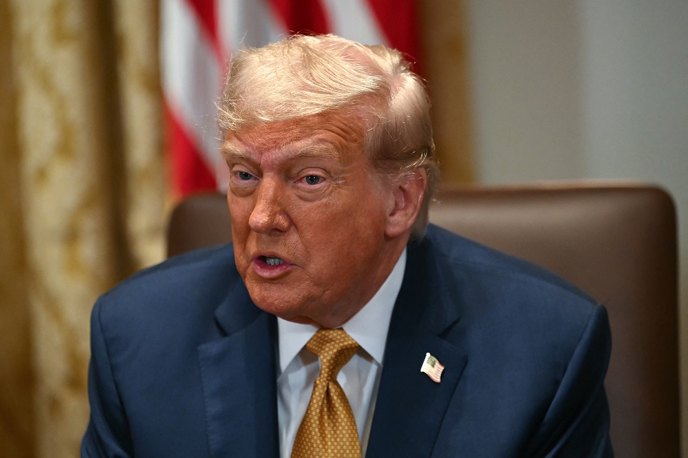 Trump afirma que Brasil, China e Índia ‘matam’ os EUA com tantas tarifas que aplicam