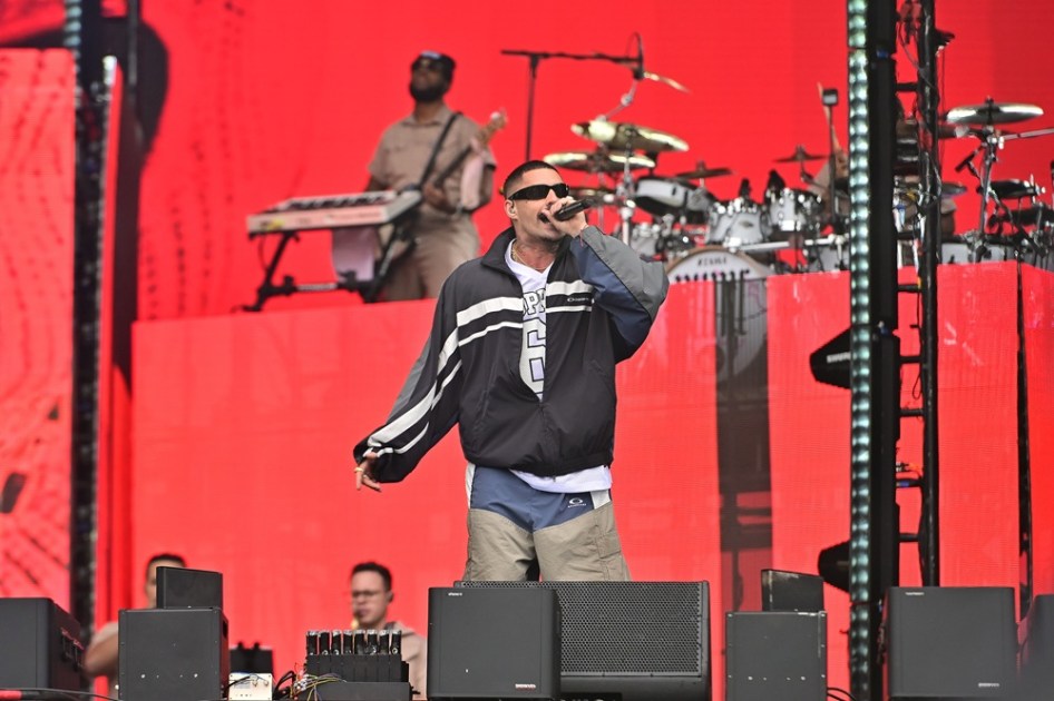 O rapper brasileiro Filipe Ret durante apresentação no palco Skyline na 2ª edição do festival de música The Town,
