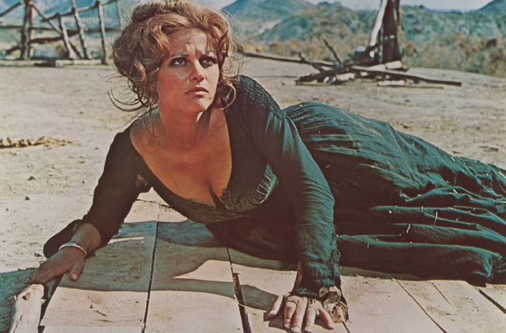 Morre Claudia Cardinale, musa do cinema italiano, aos 87 anos