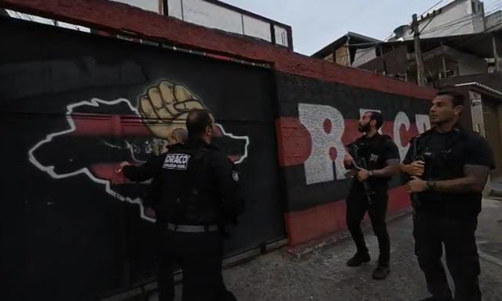Polícia do Rio faz operação contra integrantes de torcidas organizadas envolvidos em crimes
