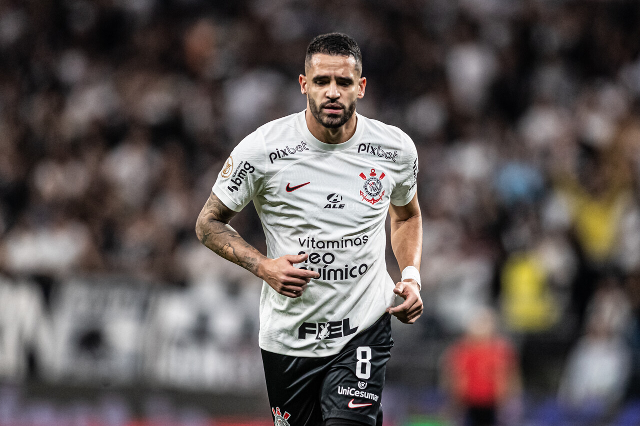 Ídolo do Corinthians e jogador de Copa do Mundo, Renato Augusto anuncia aposentadoria aos 37 anos