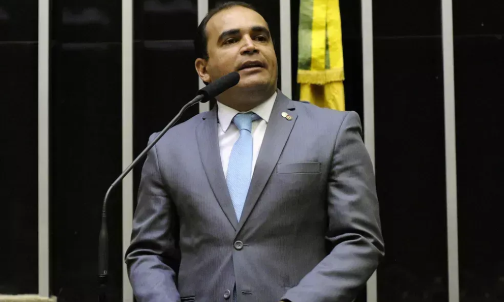 Delegado Marcelo Freitas é escolhido relator do caso que pode levar à cassação de Eduardo Bolsonaro