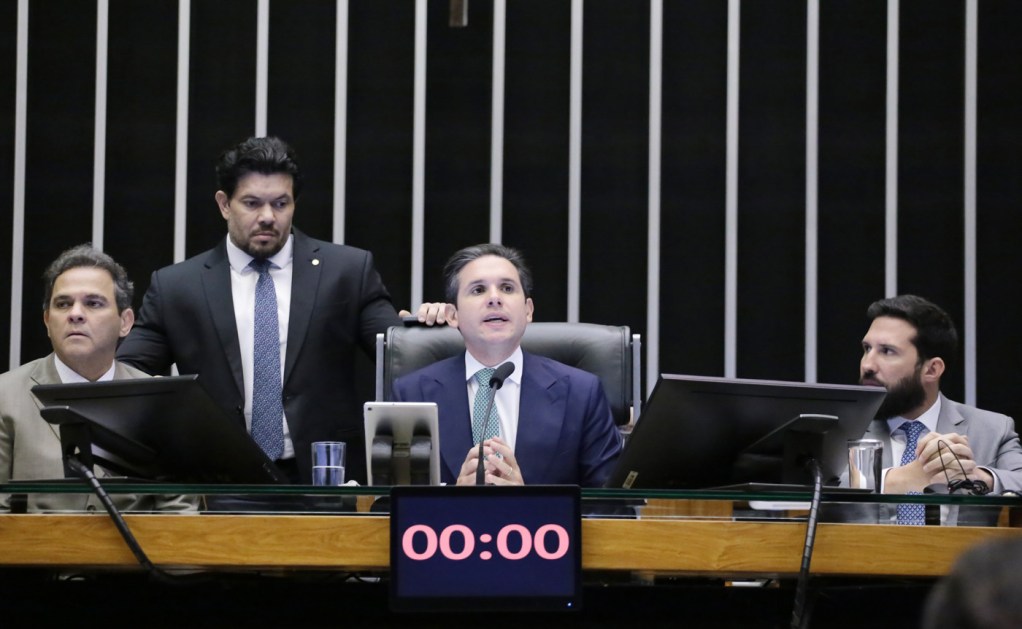 Discussão e votação de propostas. Presidente da Câmara dos Deputados, Hugo Motta (REPUBLICANOS - PB)
