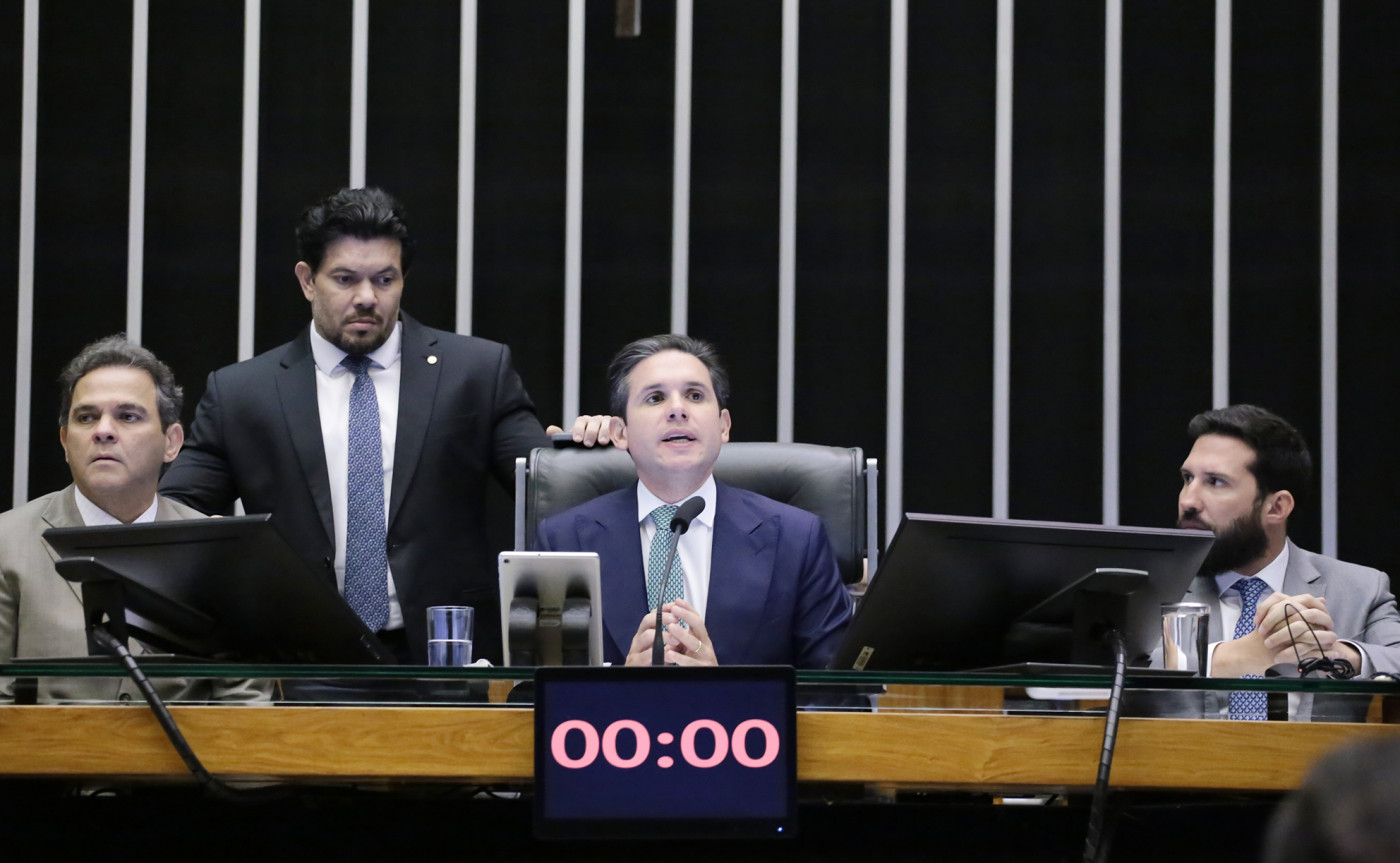 PEC da Blindagem pode barrar ações contra corrupção no uso de emendas