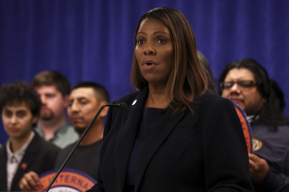 Procuradora-geral de Nova York se declara inocente em processo impulsionado por Trump