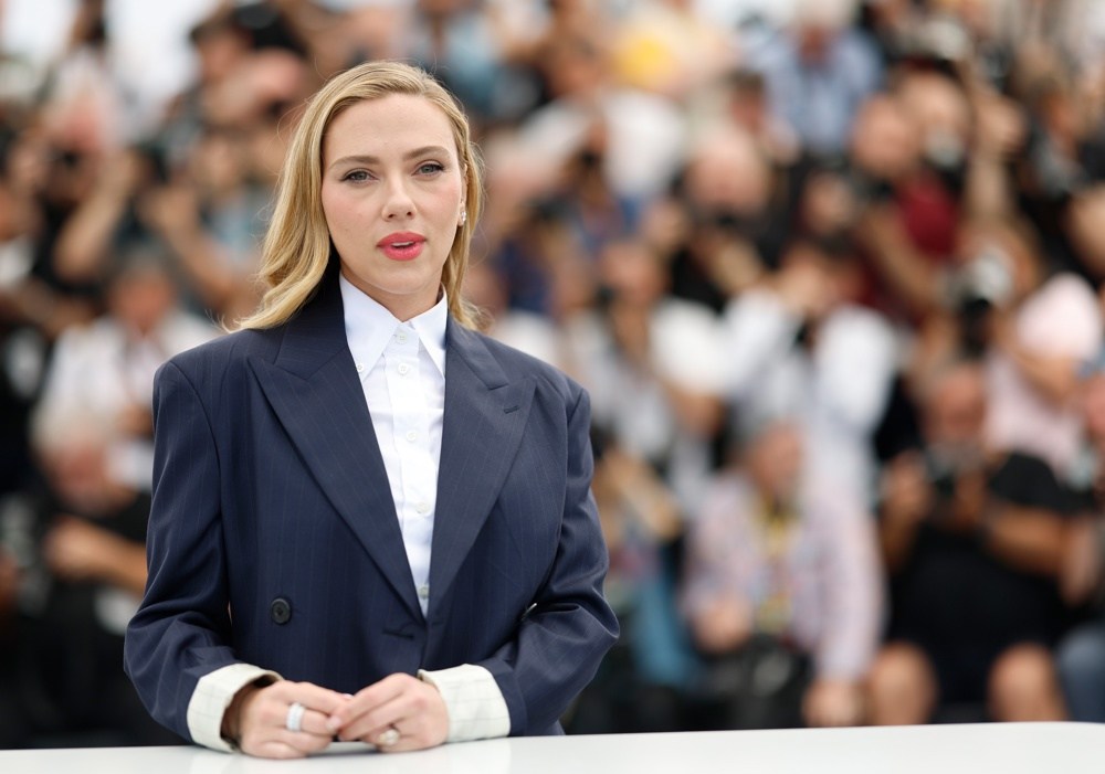 Scarlett Johansson pode ser vilã em live-action de ‘Enrolados’