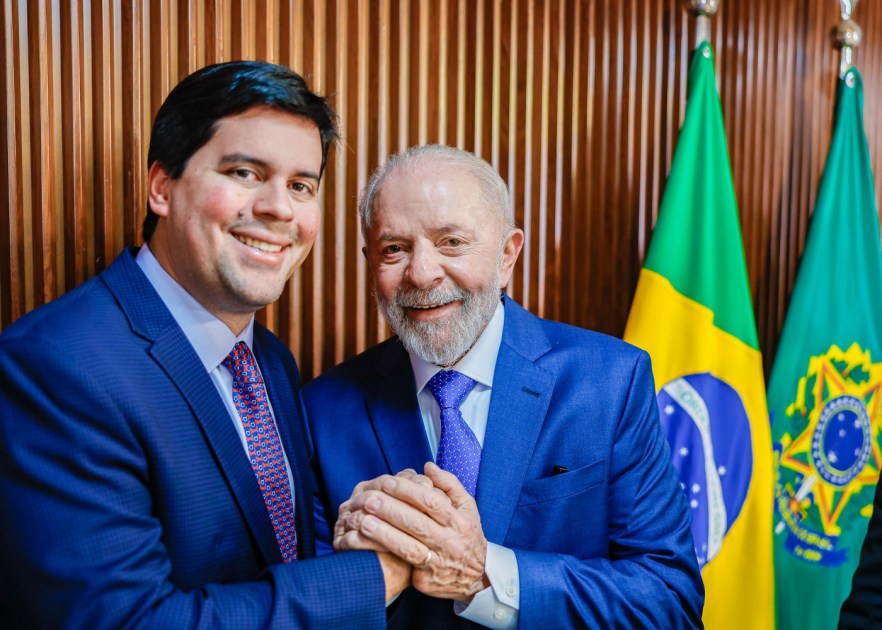 08.08.2024 - Reunião Ministerial 08.08.2024 - Ministro dos Esportes, André Fufuca e o Presidente da República, Luiz Inácio Lula da Silva, durante reunião Ministerial, no Palácio do Planalto. Brasília - DF. Lula e Fufuca Foto: Ricardo Stuckert / PR