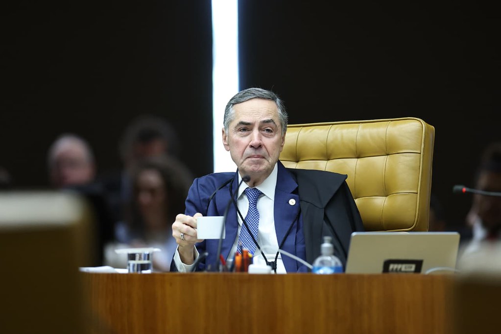 Barroso anuncia aposentadoria antecipada e abre nova vaga no STF para indicação de Lula