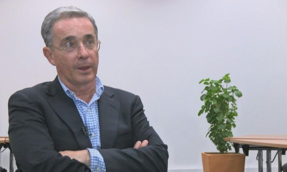 alvaro uribe