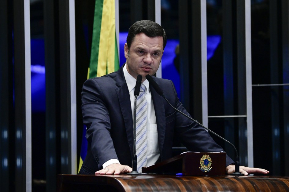 Anderson Torres