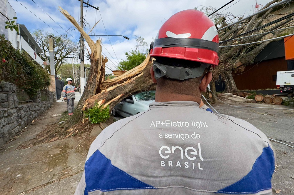 Justiça atende pedido de Nunes e interrompe renovação antecipada com Enel
