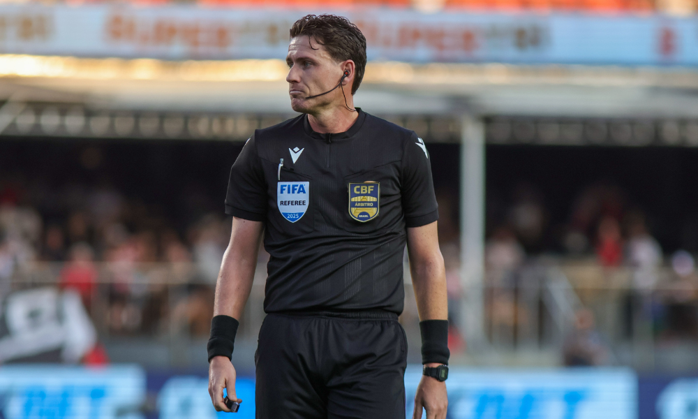 Confronto entre Suíça e Canadá terá trio brasileiro na arbitragem