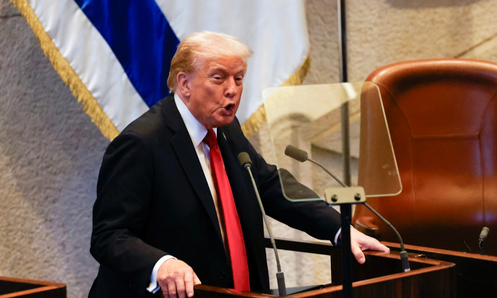Donald Trump discursa no parlamento israelense, em Jerusalém