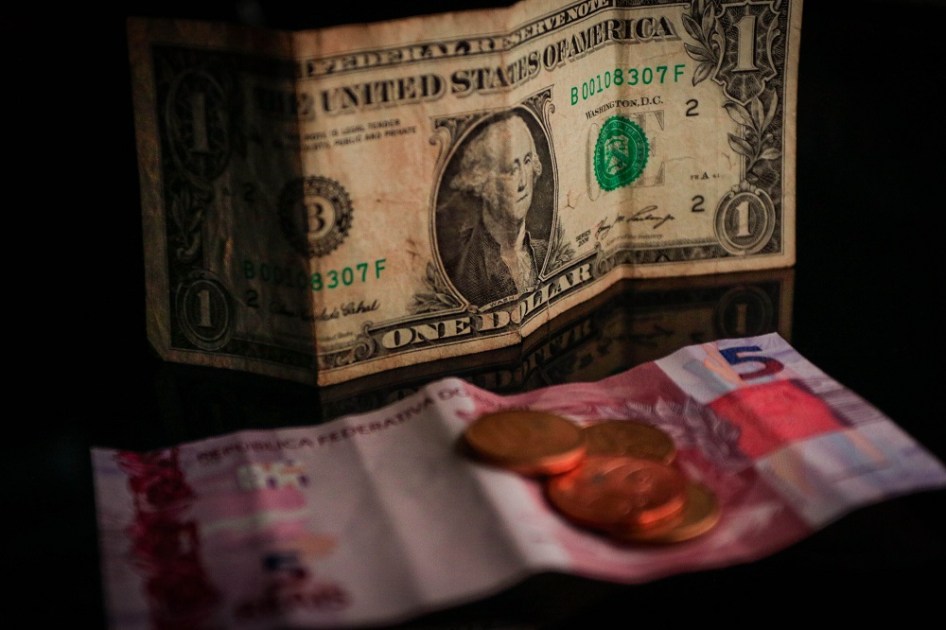Dólar