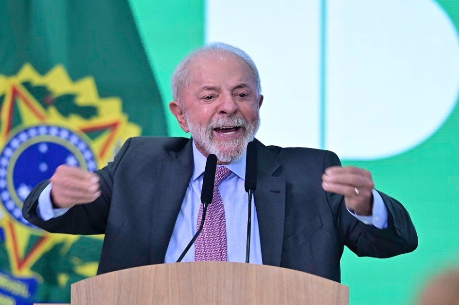 LULA LANÇA PROGRAMA REFORMA CASA BRASIL