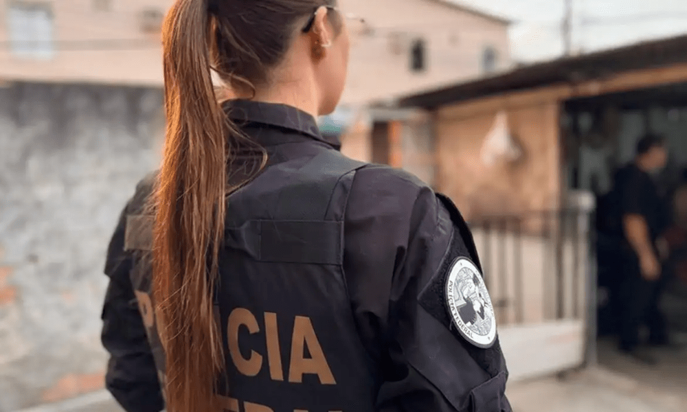 Agentes da Polícia Federal