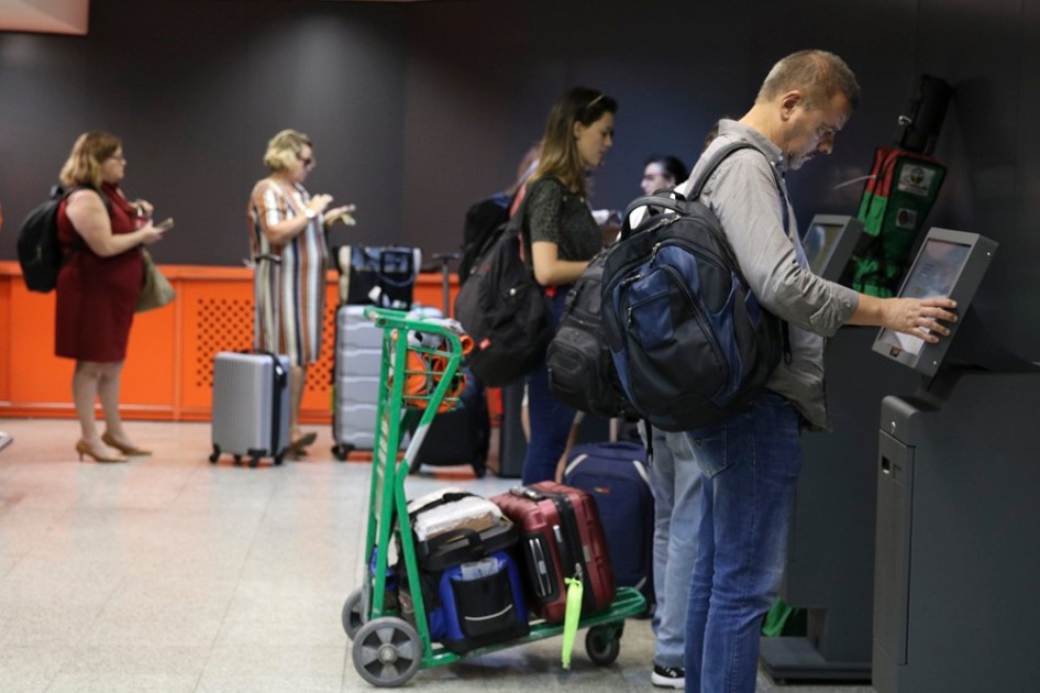 Aeroportos reforçam fiscalização de bagagens de mão