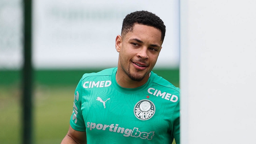 Vitor Roque