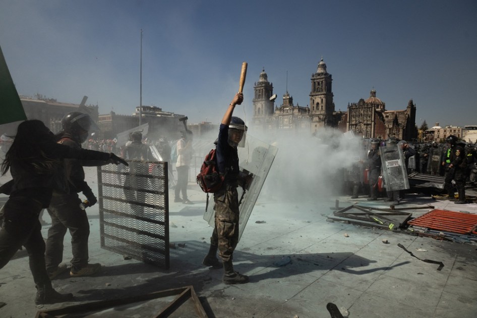 MEXICO-GOVERNMENT-PROTEST