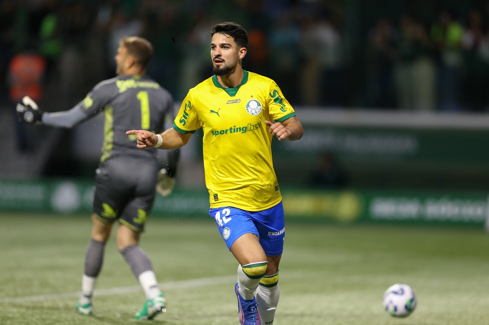 Flaco López é chamado para amistoso da Argentina e Palmeiras perde dupla de ataque em clássico