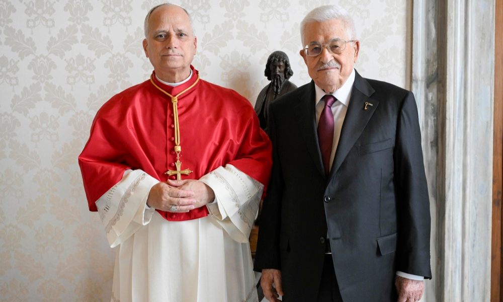Papa Leão XIV recebe em audiência o Presidente da Autoridade Nacional Palestina, Mahmoud Abbas, no Palácio Apostólico, na Cidade do Vaticano