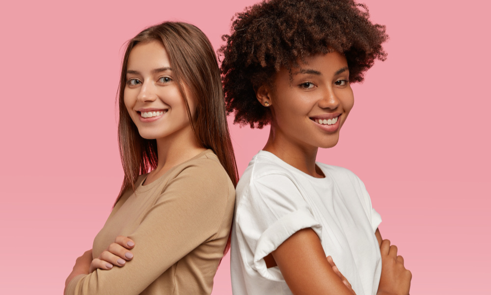Pesquisa do IBGE, divulgada nesta sexta-feira (28), aponta que as mulheres vivem significativamente mais que os homens