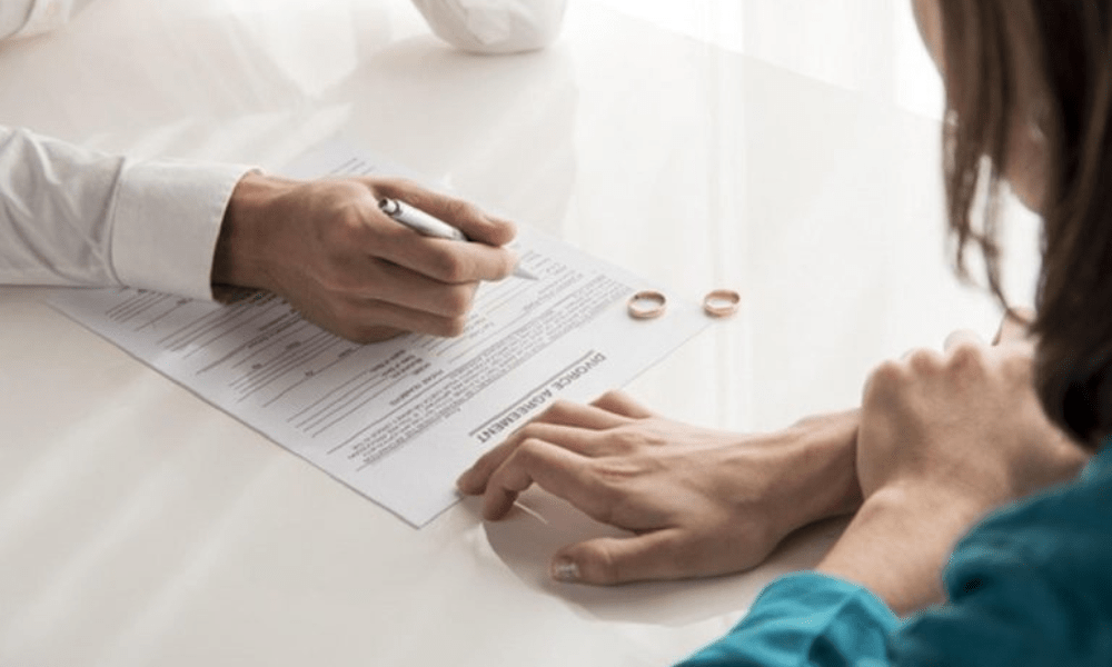 Proporção de brasileiros separados aumenta significativamente nas duas últimas décadas, aponta IBGE
