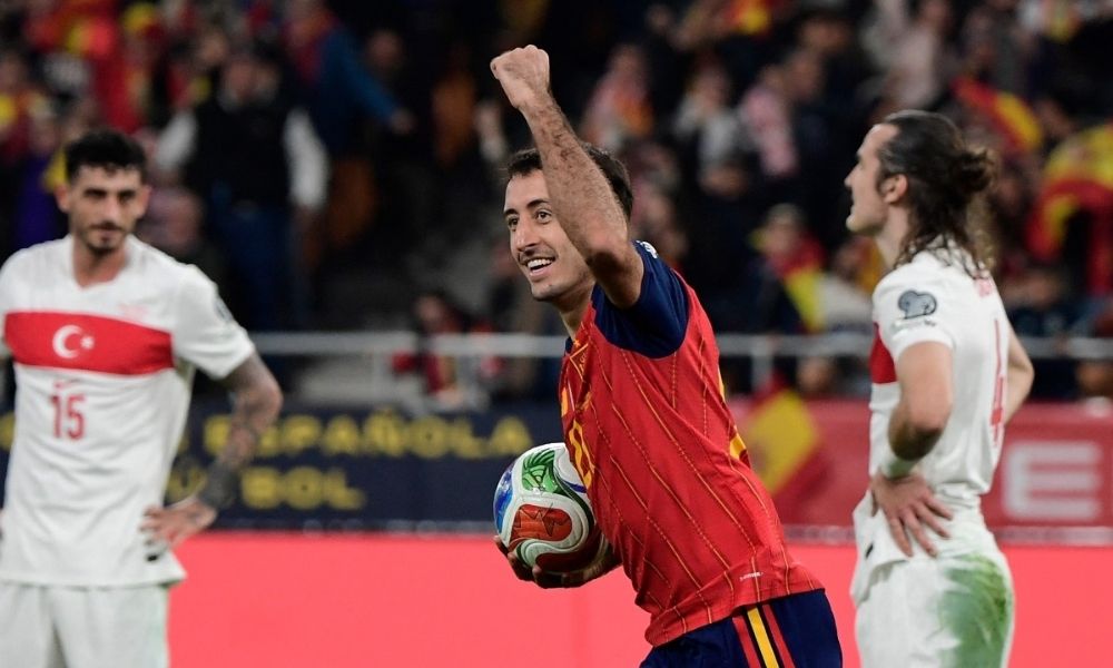 Escócia, Suíça, Espanha, Áustria e Bélgica carimbam vaga para a Copa; 42 seleções já estão classificadas