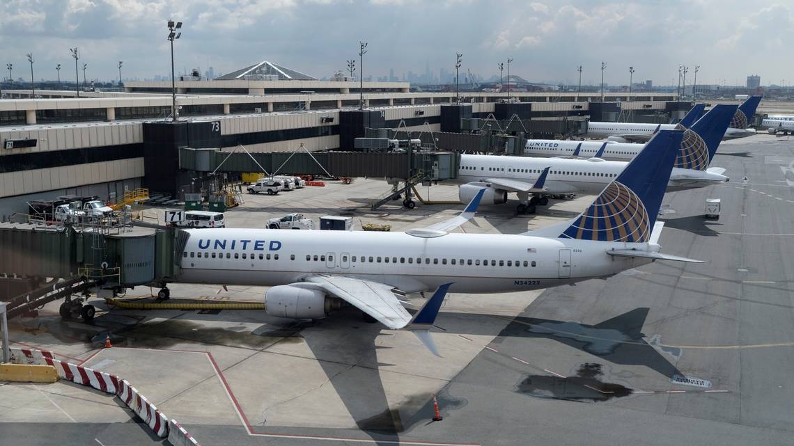 Ameaça de bomba paralisa aeroporto de Washington